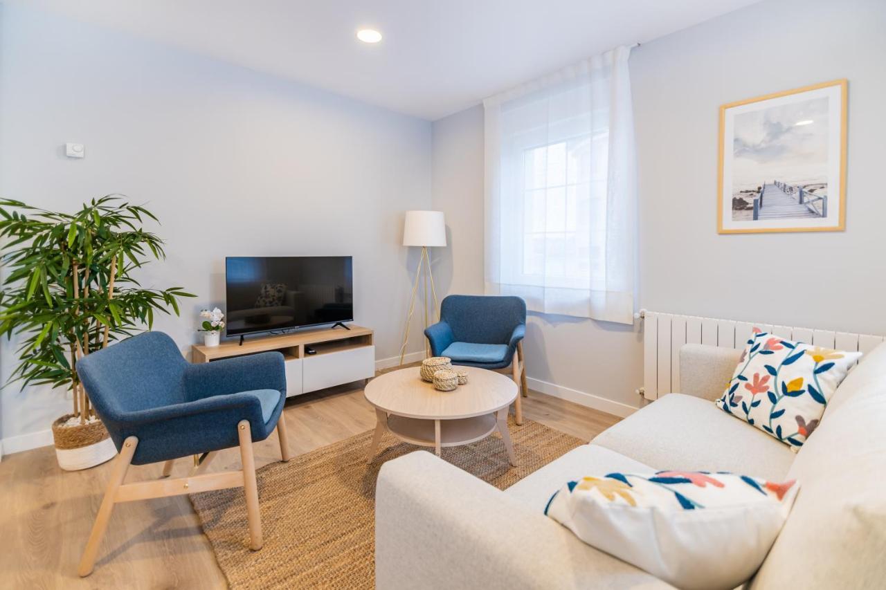 Villa Marta - Apartamentos Centricos Junto Al Mar Castro Urdiales Ngoại thất bức ảnh
