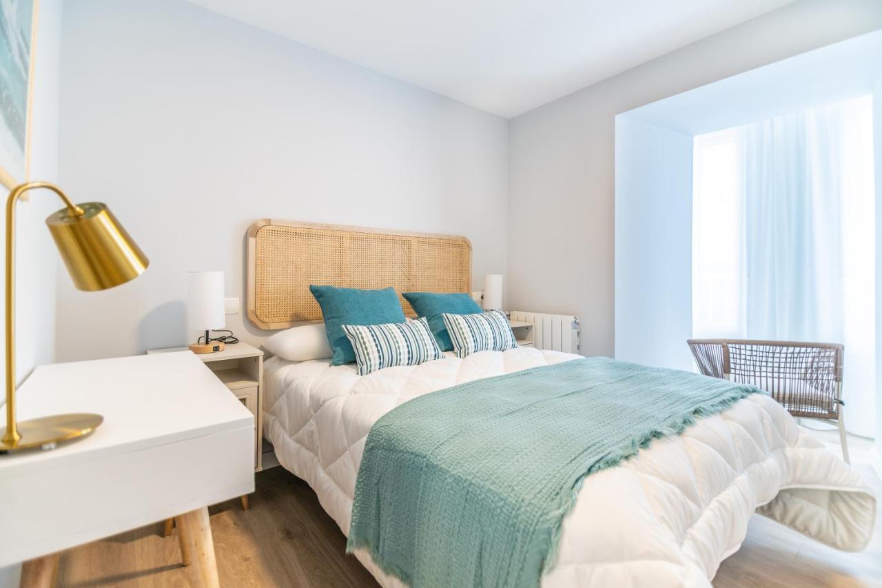 Villa Marta - Apartamentos Centricos Junto Al Mar Castro Urdiales Ngoại thất bức ảnh