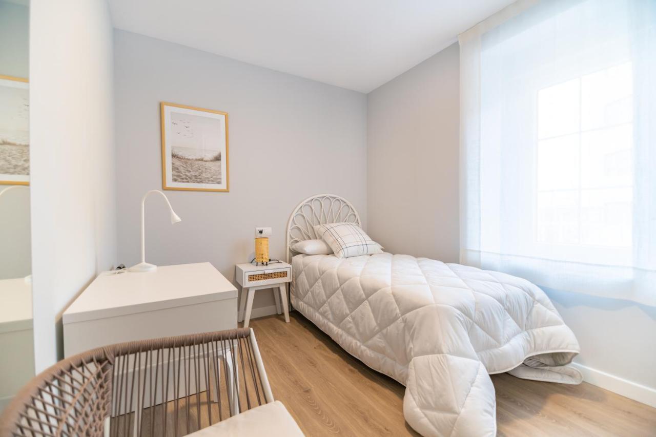 Villa Marta - Apartamentos Centricos Junto Al Mar Castro Urdiales Ngoại thất bức ảnh