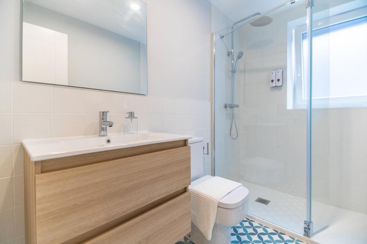Villa Marta - Apartamentos Centricos Junto Al Mar Castro Urdiales Ngoại thất bức ảnh
