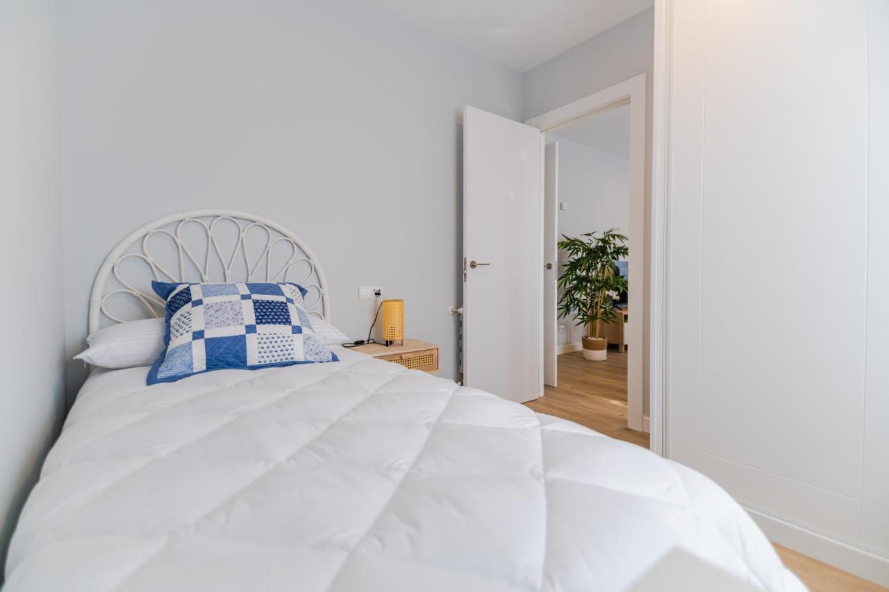 Villa Marta - Apartamentos Centricos Junto Al Mar Castro Urdiales Ngoại thất bức ảnh