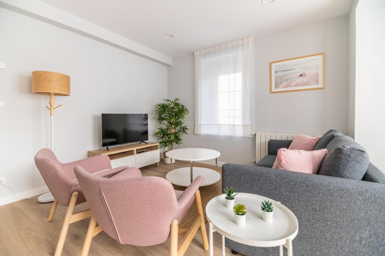 Villa Marta - Apartamentos Centricos Junto Al Mar Castro Urdiales Ngoại thất bức ảnh