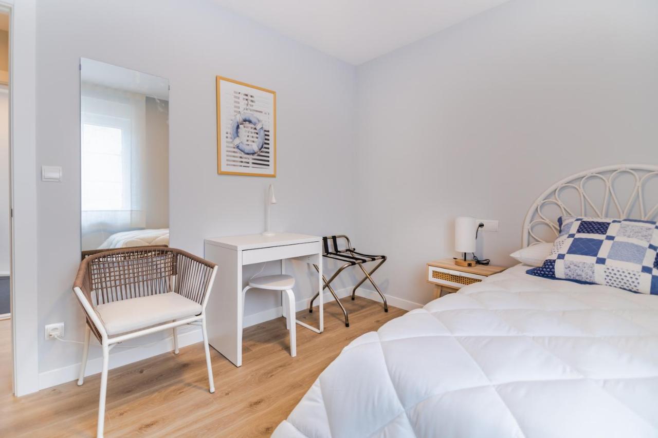 Villa Marta - Apartamentos Centricos Junto Al Mar Castro Urdiales Ngoại thất bức ảnh