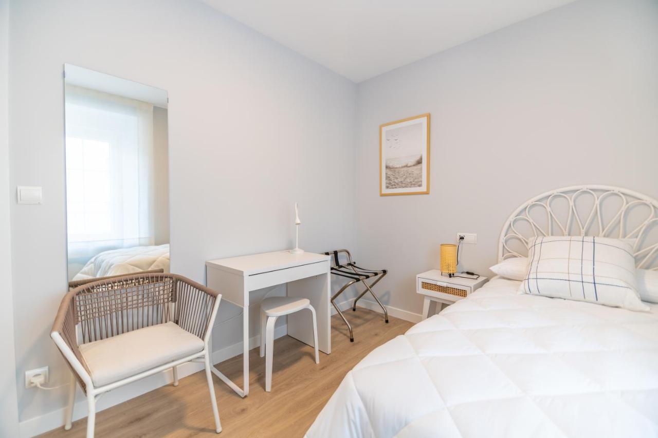 Villa Marta - Apartamentos Centricos Junto Al Mar Castro Urdiales Ngoại thất bức ảnh